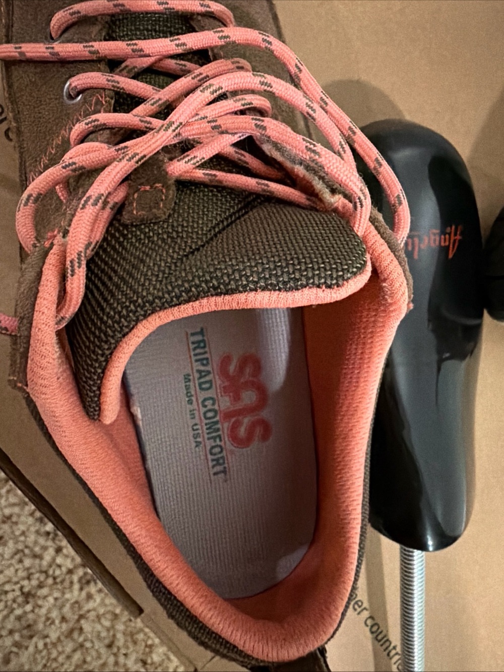 LL Bean Brown Suede Pink Lace Up Hiking Walking Shoes. Woman's Size 7M read - Picture 7 of 9